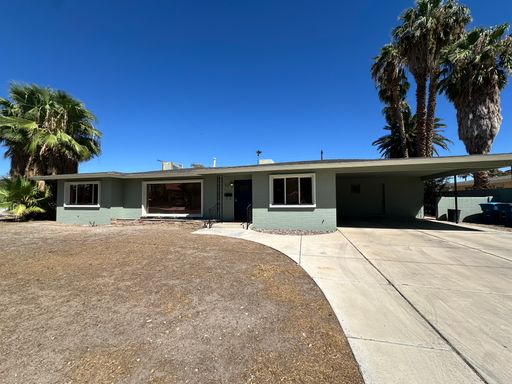 Midcentury 3-Bedroom Home Near the Las Vegas Strip – photo 1
