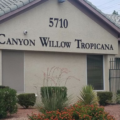 Spacious Gated Condo with Enclosed Patio & Community Amenities – photo 1