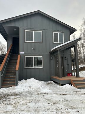 2 bedroom, 1 bath unit