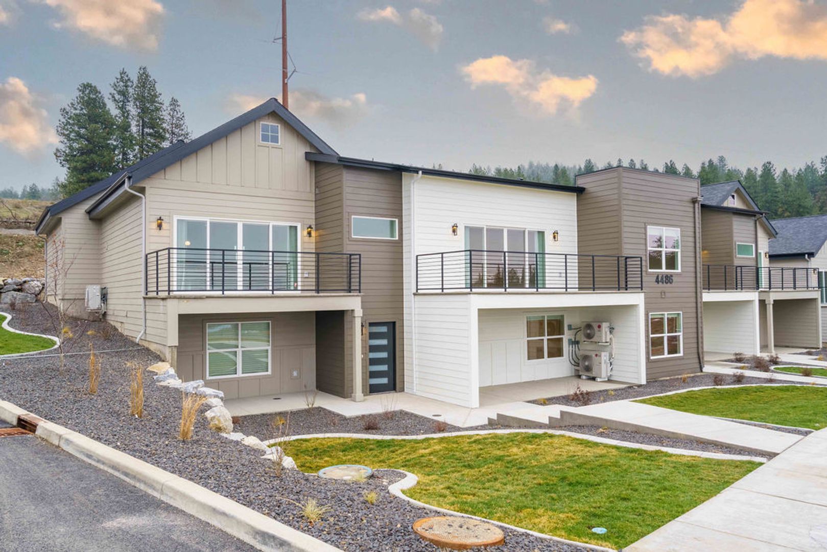 Spokane Townhome: 4486 N Dapple St.