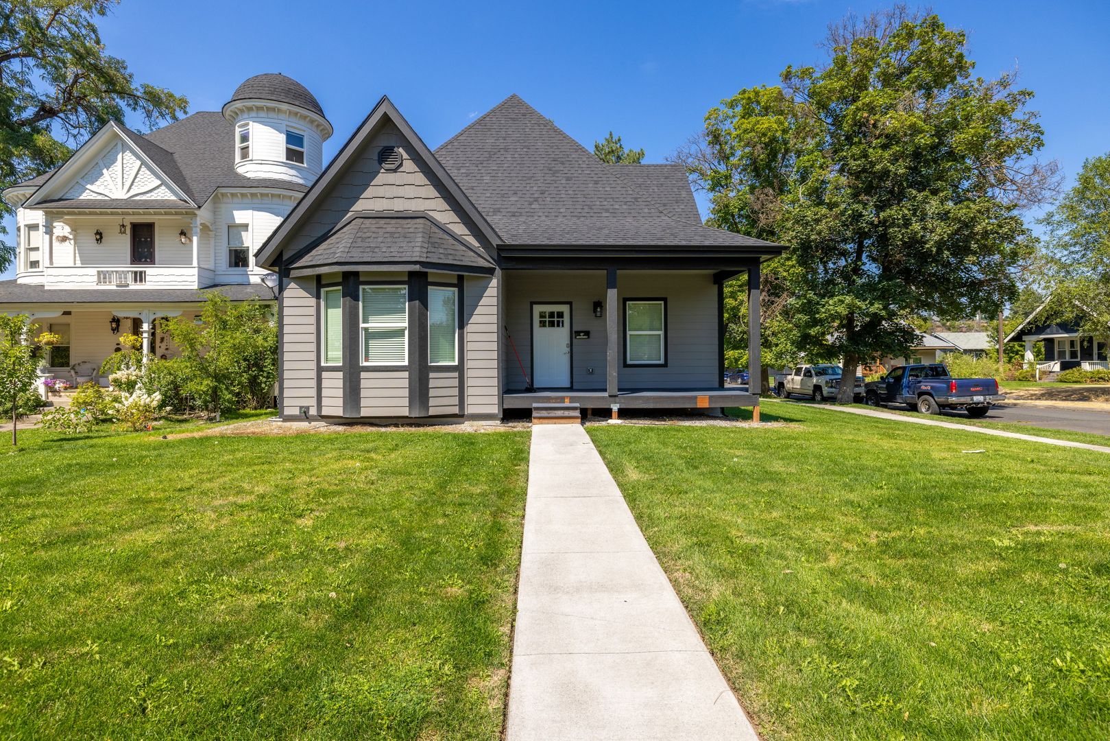 Newer 5 Bed, 3 Bath Home with over 3100+ square feet and close to Downtown and Gonzaga!!