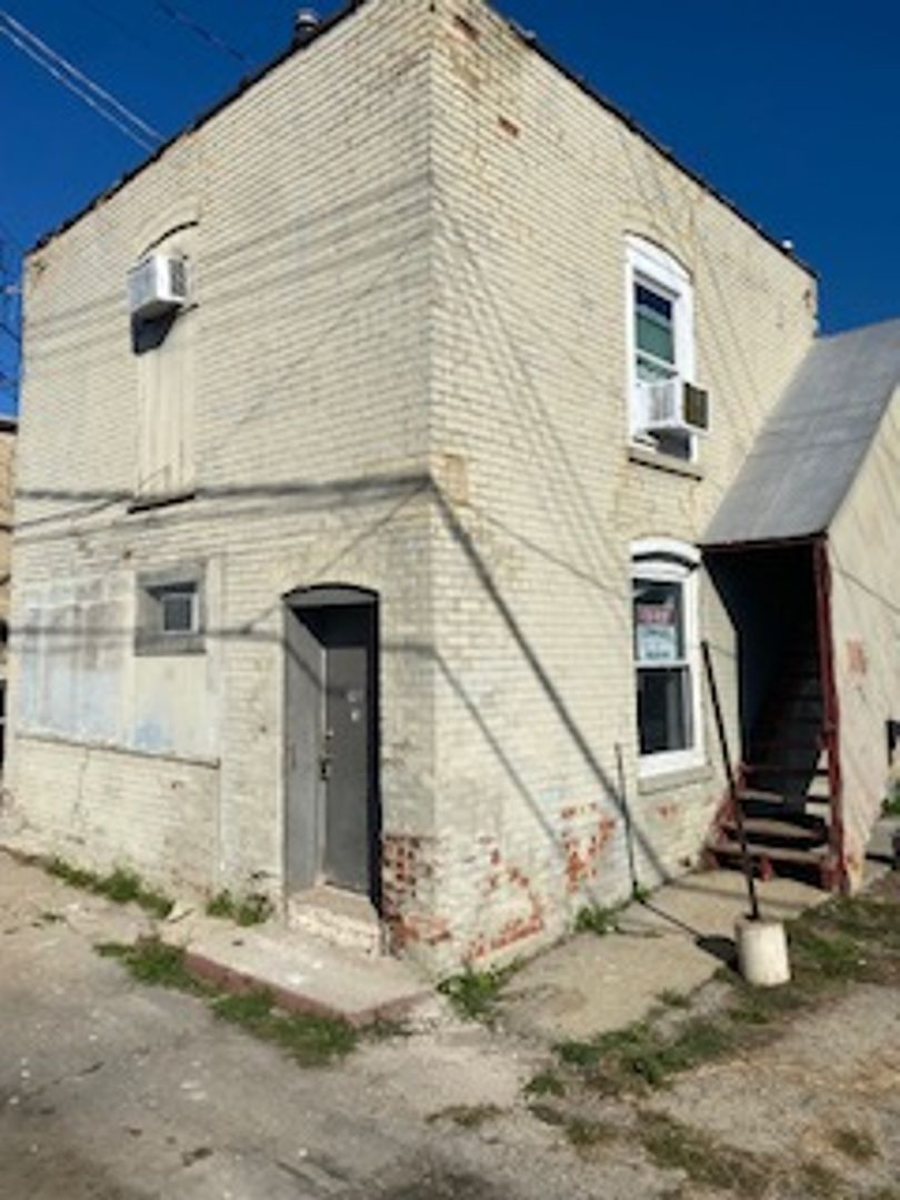 Morris Apartment: 313 Liberty Street