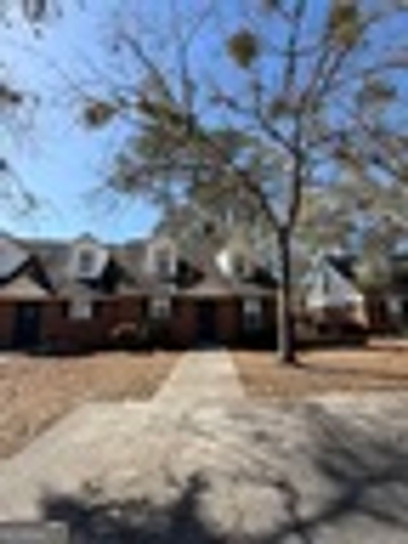 St Marys Apartment: 303 Madison Ave