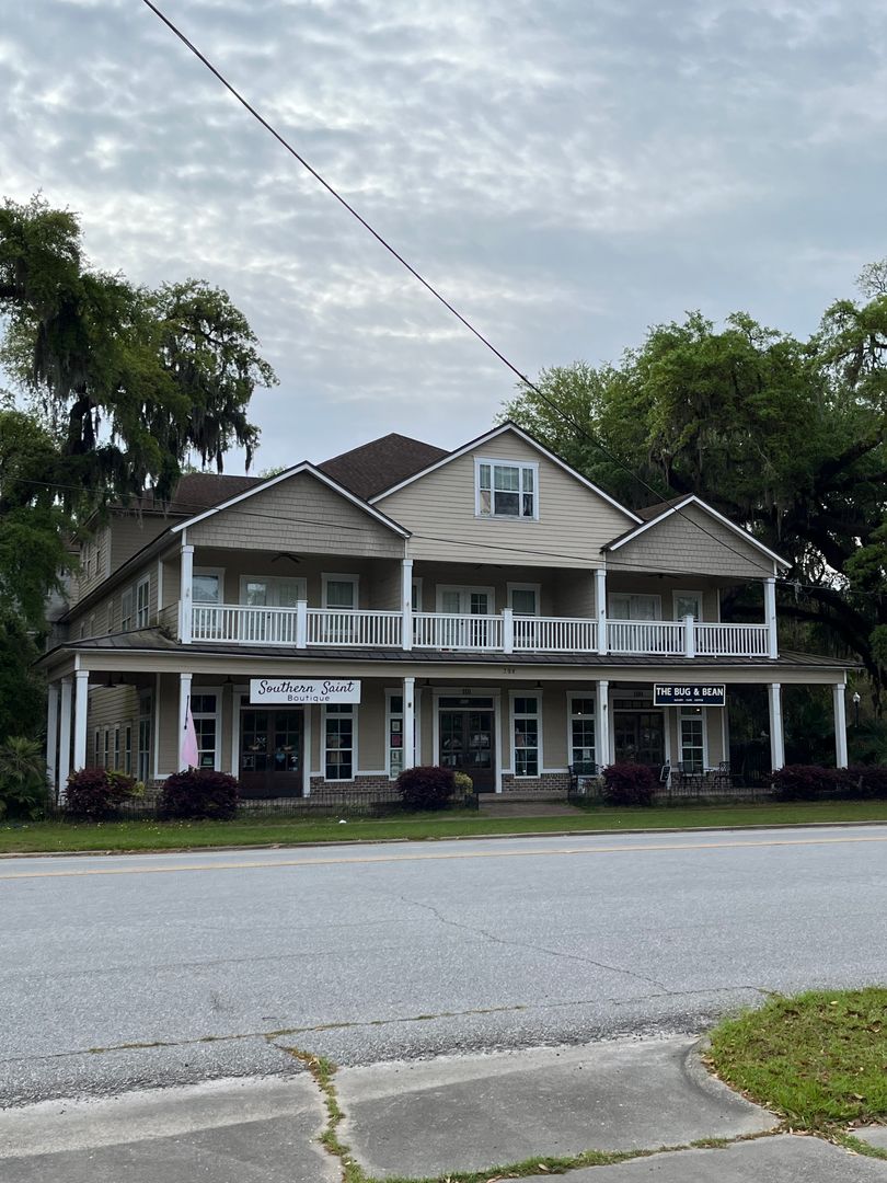 St Marys Apartment: 708 Osborne St