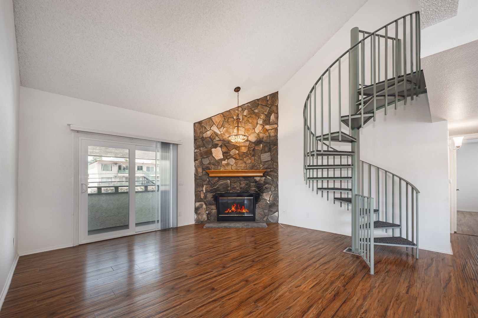 Tujunga Apartment: 10133 Tujunga Canyon Blvd.