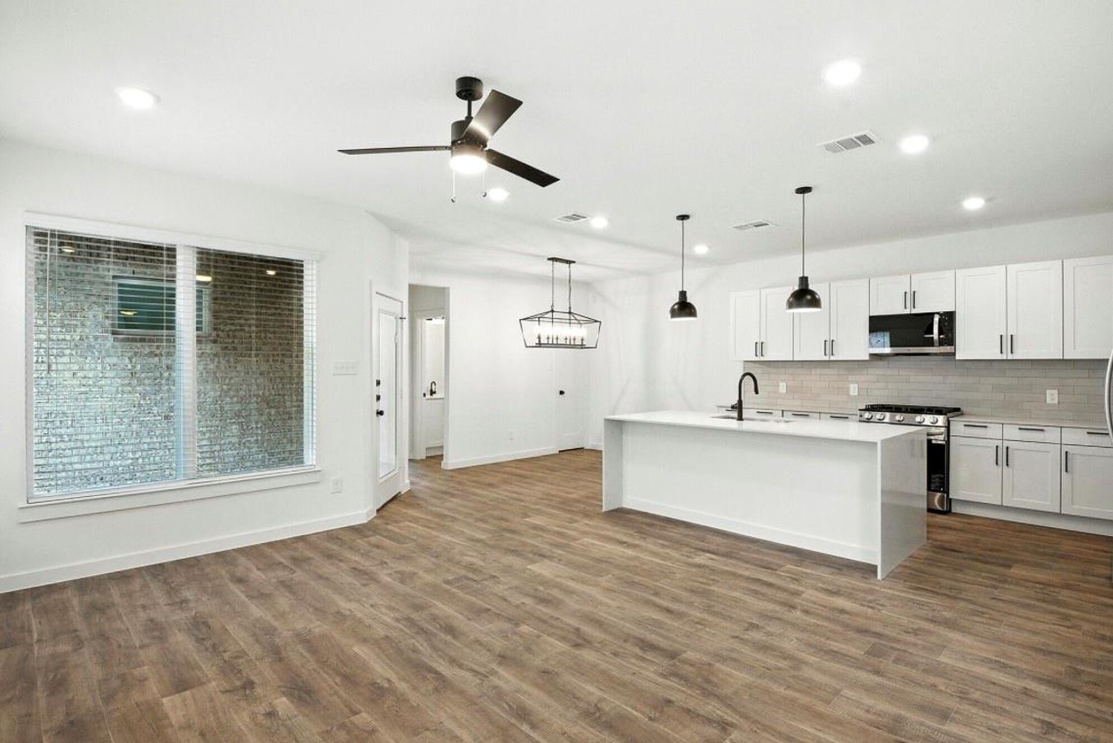 Dayton House: 1793 N Peach Creek Drive