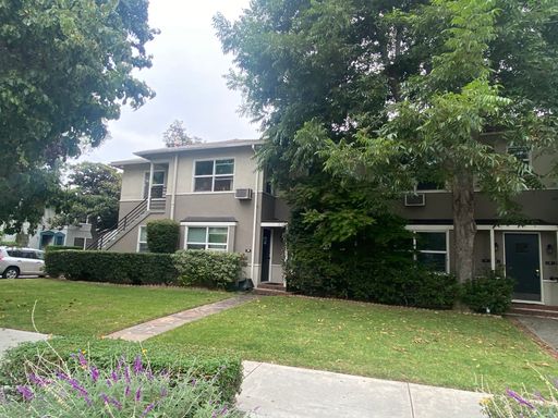 $1000 Move in special - Bright and airy second-floor 1 bedroom, 1 bath apt located on quiet Glendale street! – photo 1