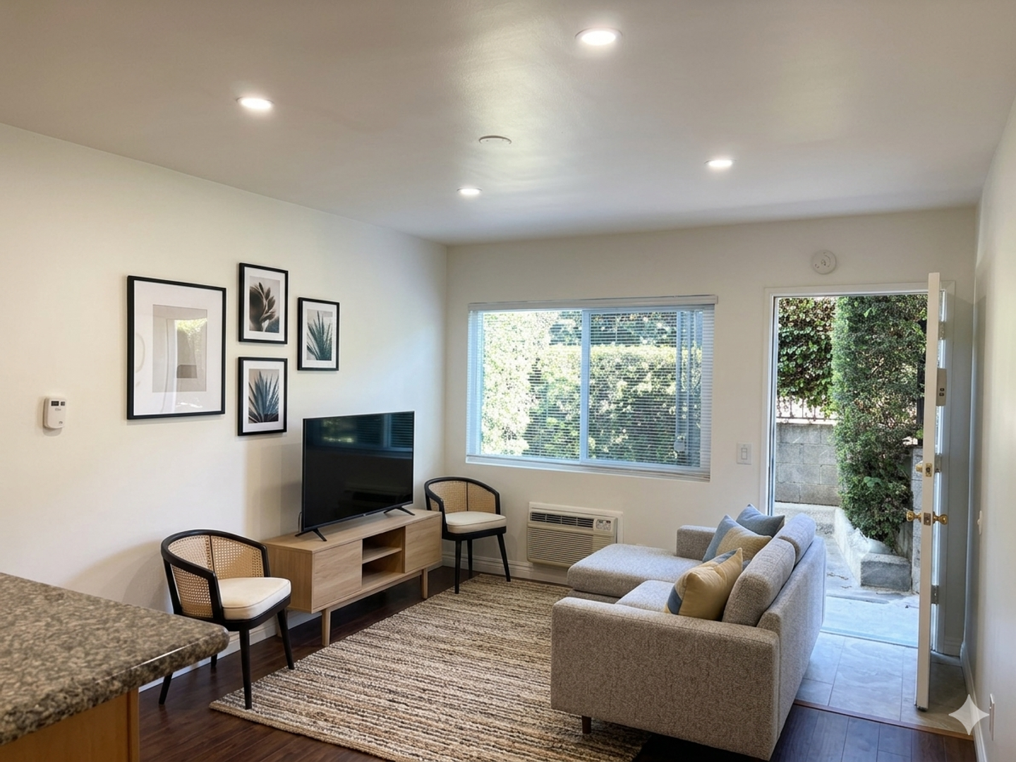 Glendale Apartment: 1111 Tyler St