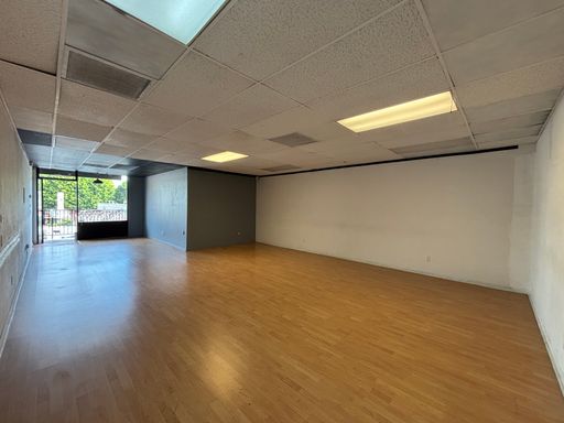 FOR LEASE | Second-Floor Office / Retail Suite – photo 1
