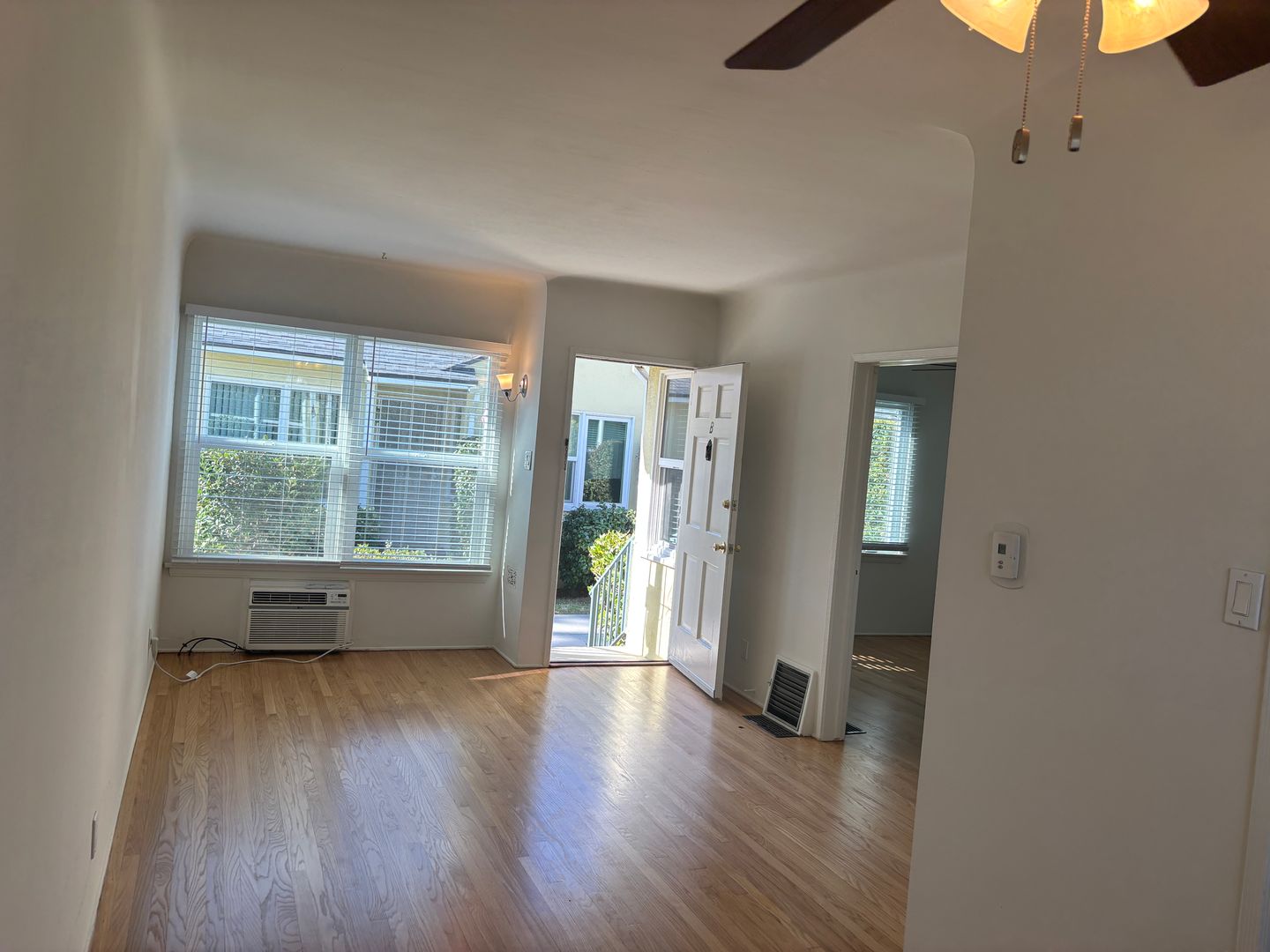 Glendale Apartment: 1151-1153 Western Ave.