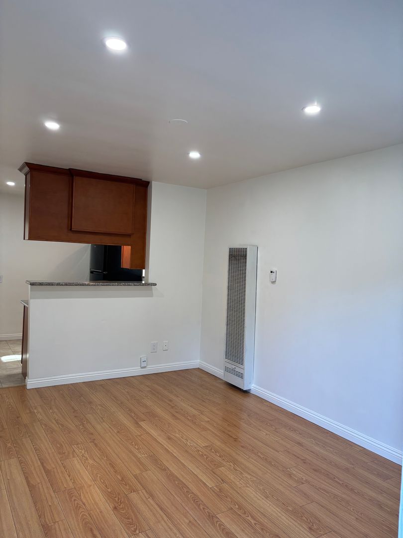 Glendale Apartment: 1111 Tyler St