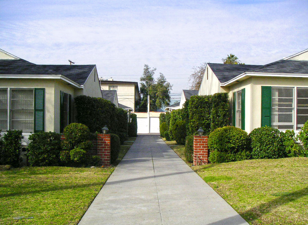 Glendale Apartment: 1151-1153 Western Ave.