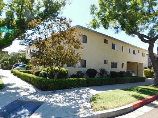 2 Bedroom One Bath in Great Burbank Location! – photo 1