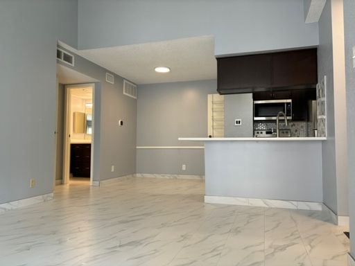 1 Bedroom Apartment – 2120 El Paseo Street Apt 2510, Houston, TX 77054