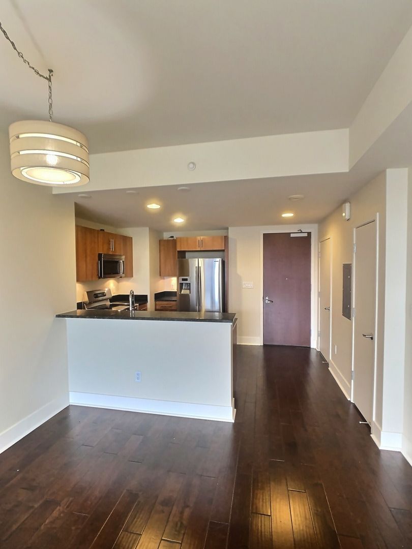 San Jose Condo: 88 E. San Fernando St., #503