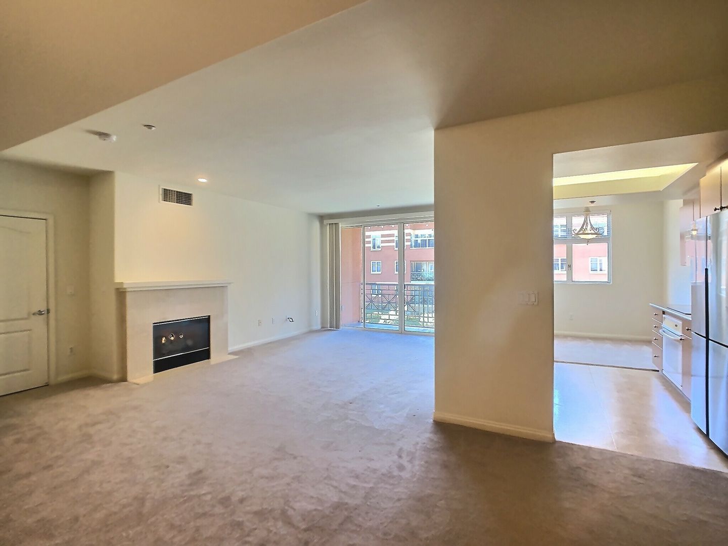 San Jose Condo: 130 E. San Fernando St., #521