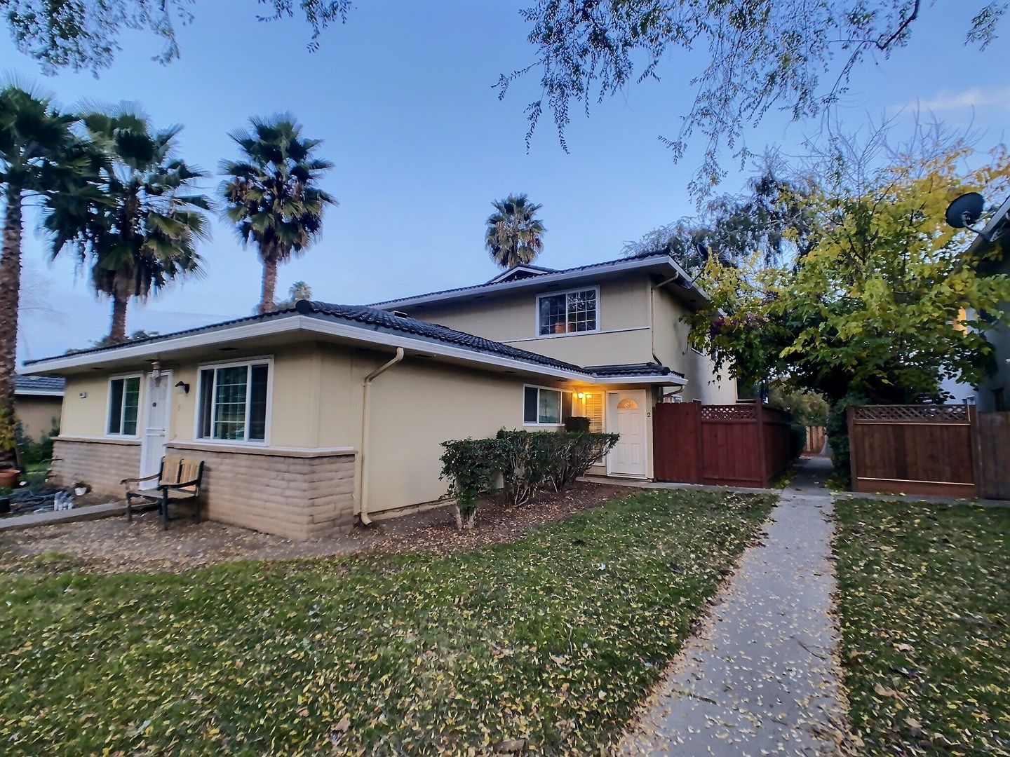 San Jose Townhome: 5652 Calmor Ave., #2