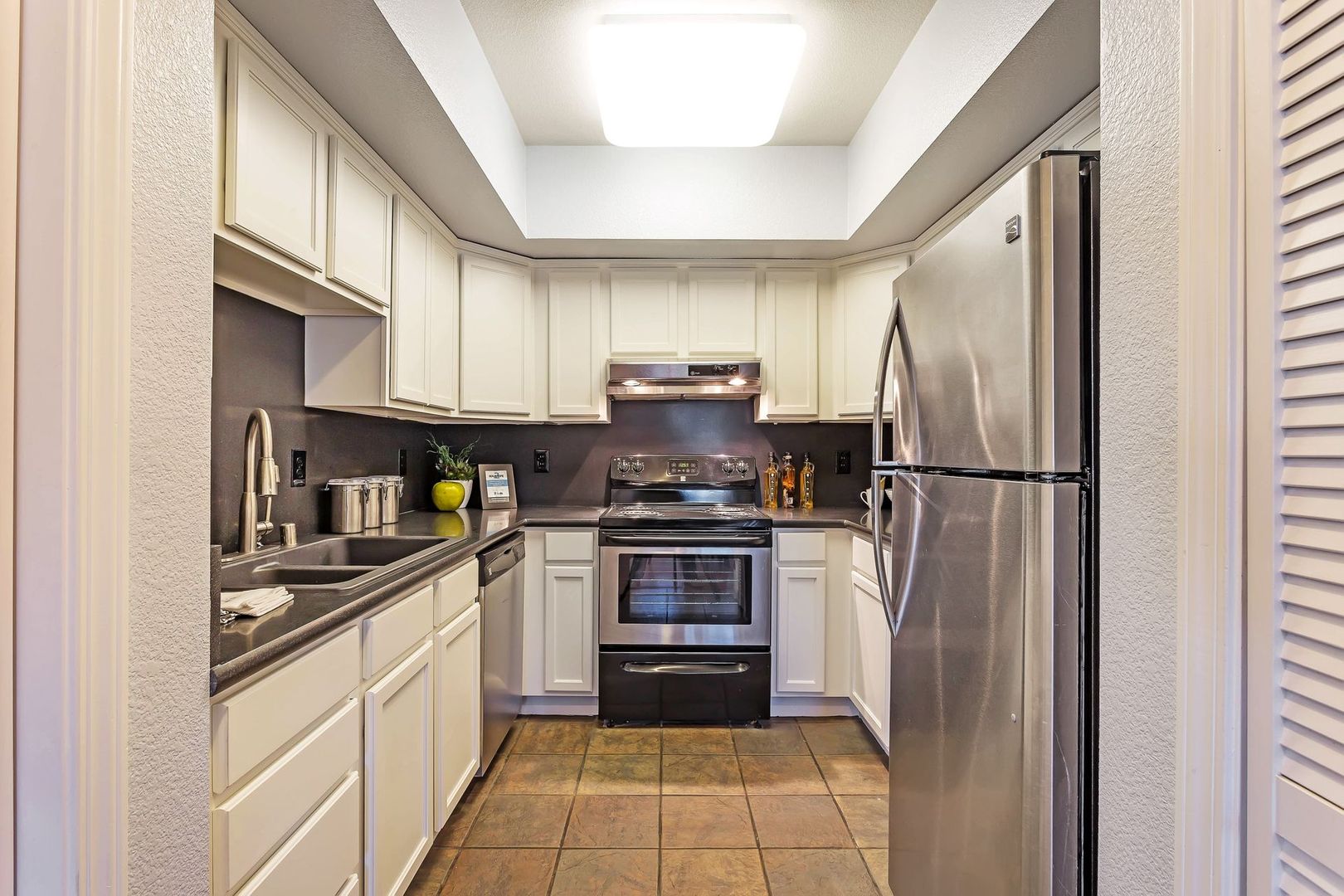 Mountain View Townhome: 346 Bryant Street