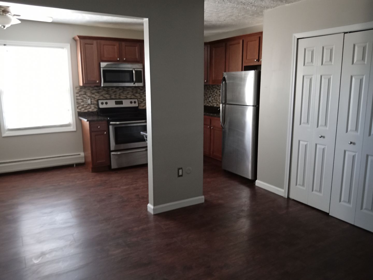 Royal Oak Apartment: 1105 N Stephenson Hwy