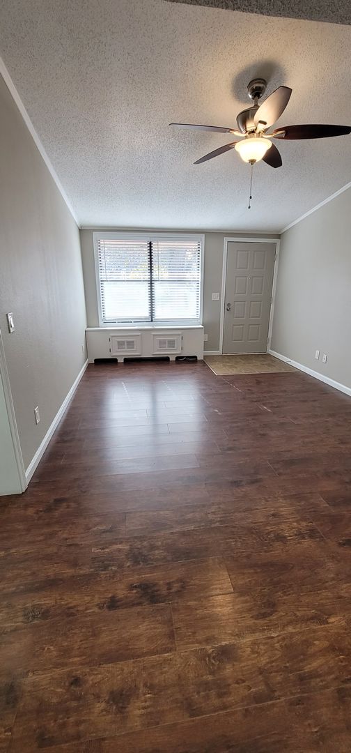 Waterbury Estates 1 of 11