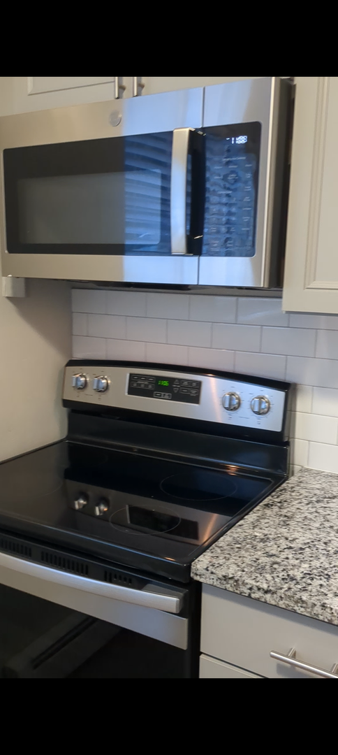 Fenton Apartment: 1121 Poplar
