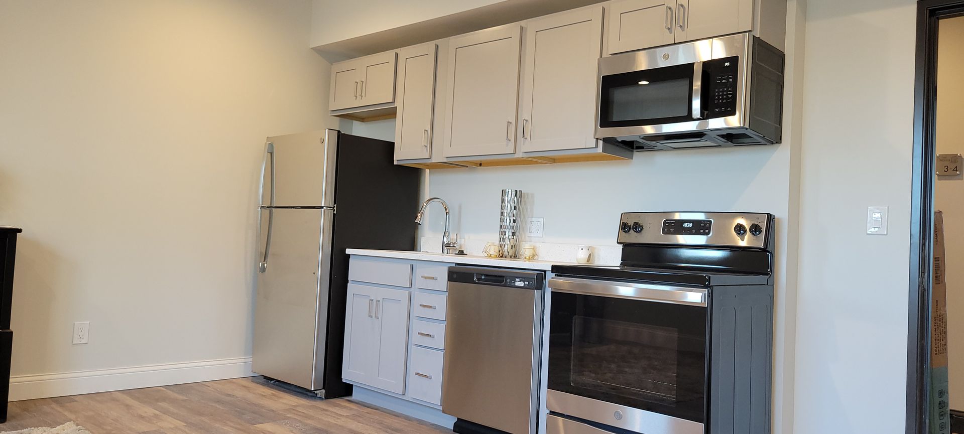 Detroit Apartment: 741 Seward St