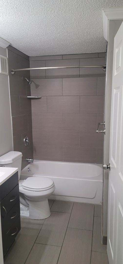 Waterbury Estates 6 of 9
