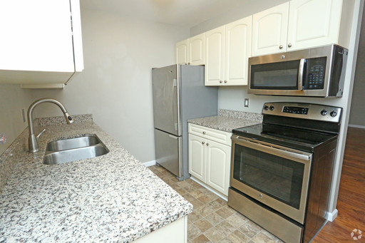 2 Bed 1 Bath Rental at 205 Trealout Drive, B-27, Fenton, MI