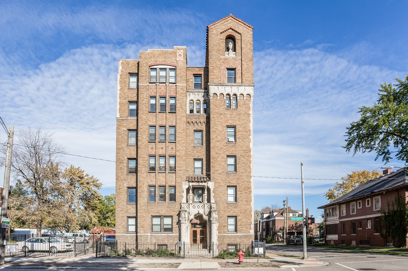 Detroit Apartment: 1000 Van Dyke Street