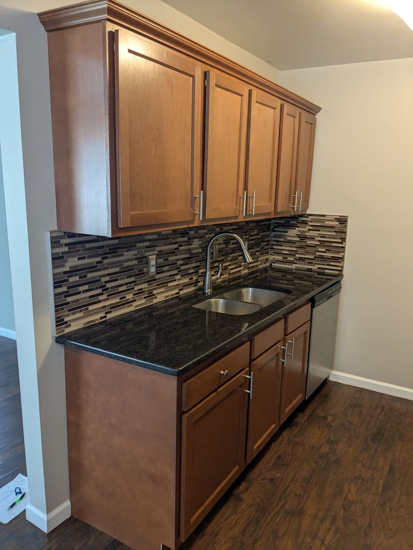 Fenton Apartment: 205 Trealout Drive