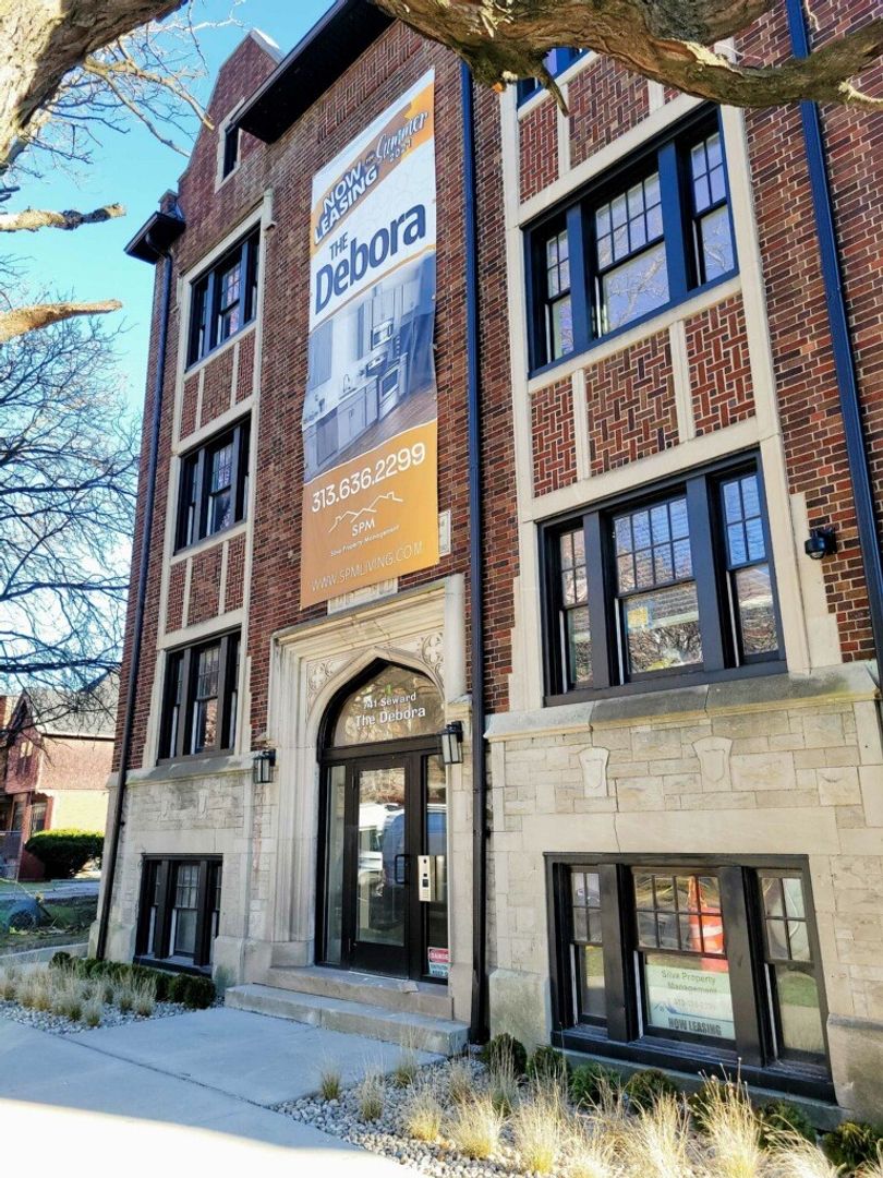 Detroit Apartment: 741 Seward St