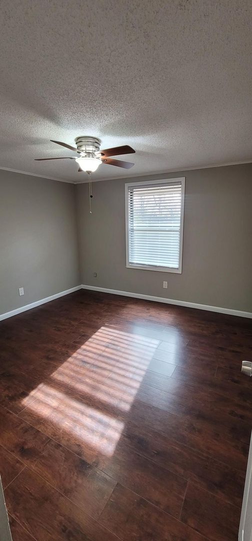 Waterbury Estates 11 of 12
