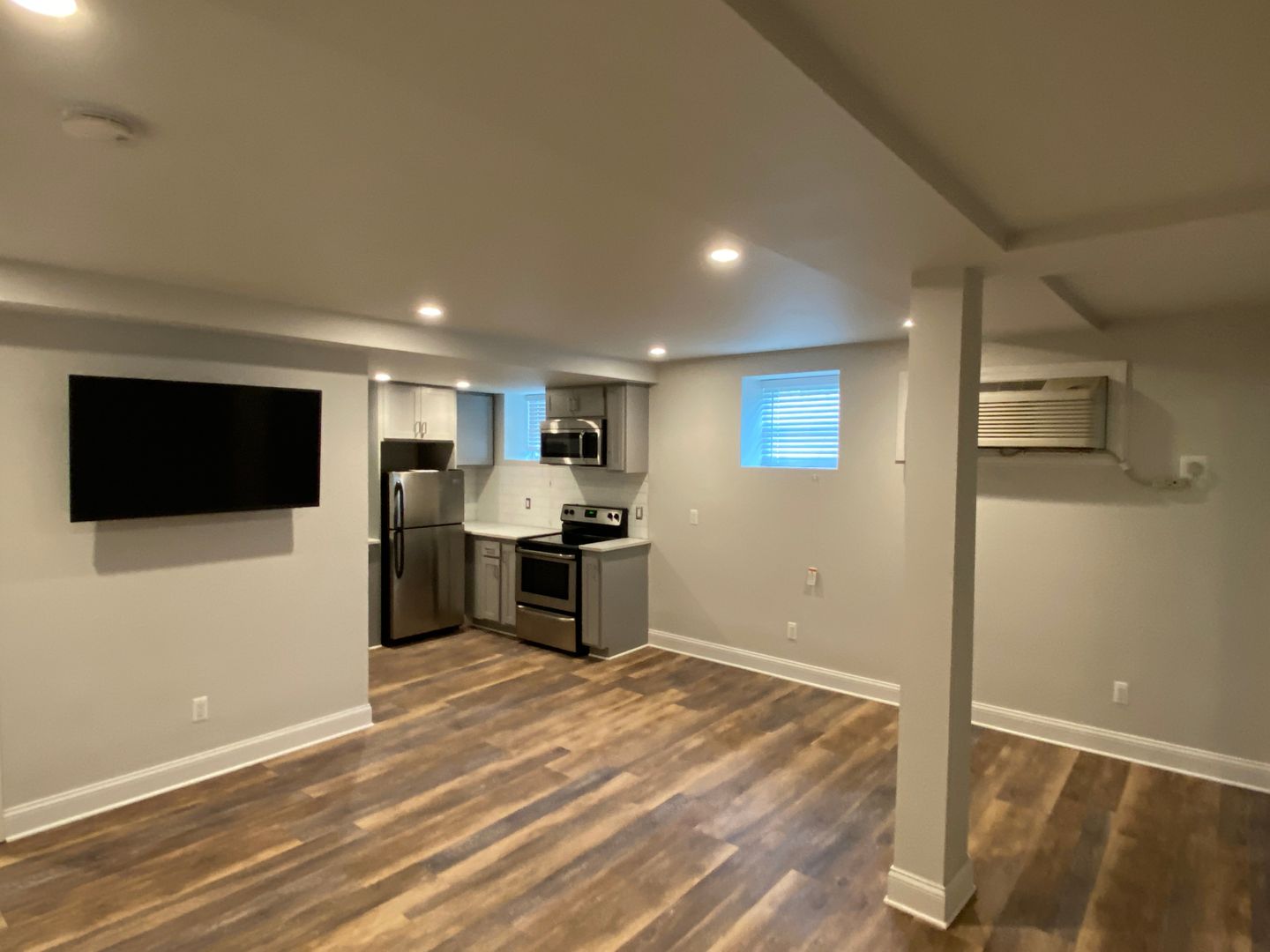 Detroit Apartment: 51 W Palmer