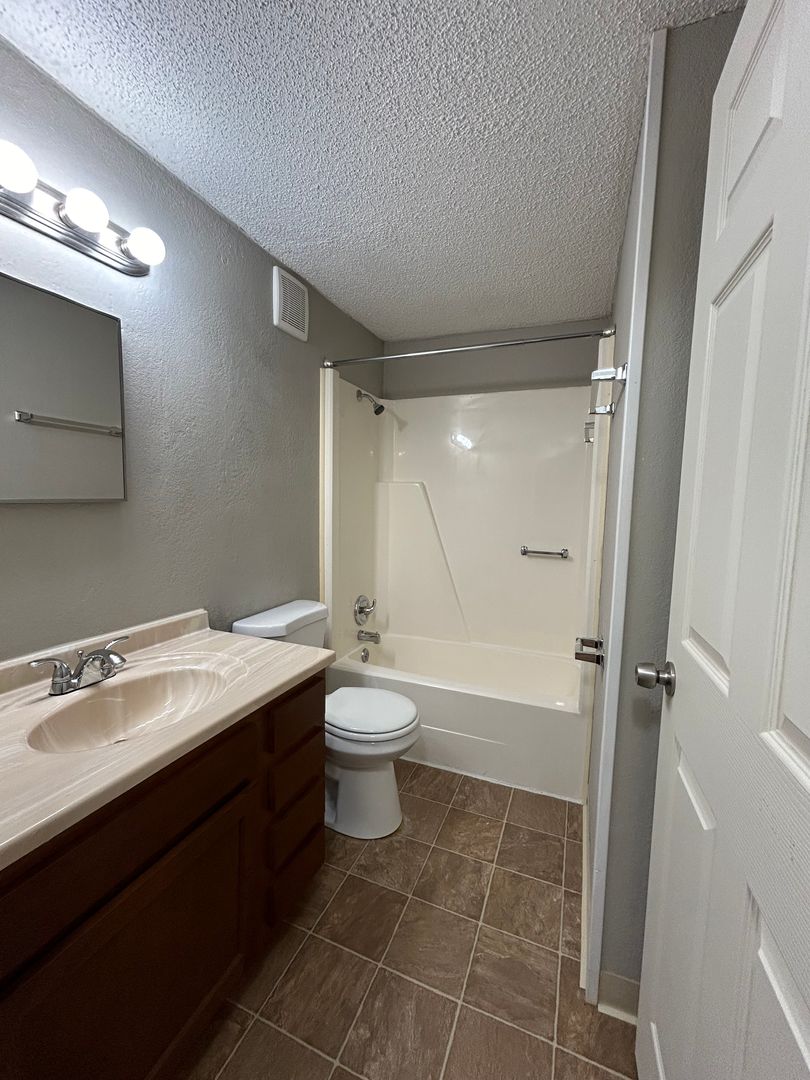 Waterbury Estates 12 of 12