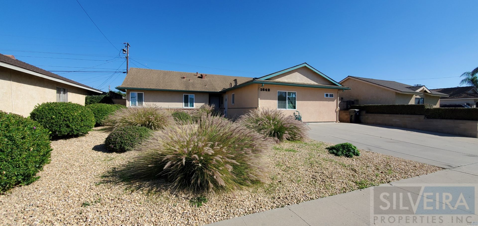 Santa Maria Apartment: 1642 N. Russell Ave.