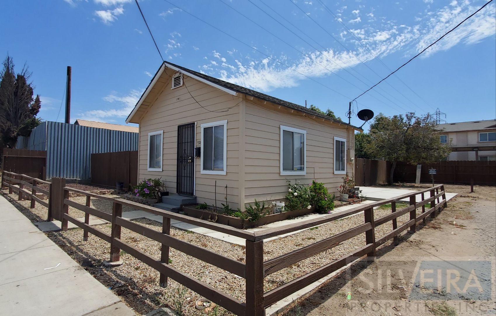 Santa Maria House: 708 W Fesler St.