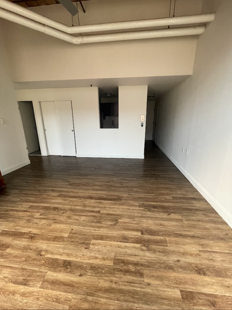 Springfield Apartment: 15 Taylor St.