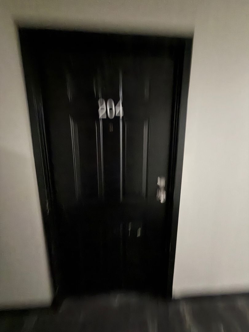 Springfield Apartment: 122 Chestnut St.