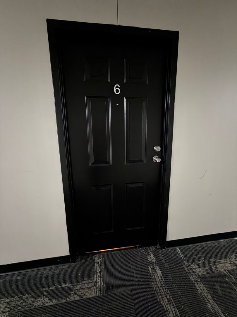 Springfield Apartment: 122 Chestnut St.