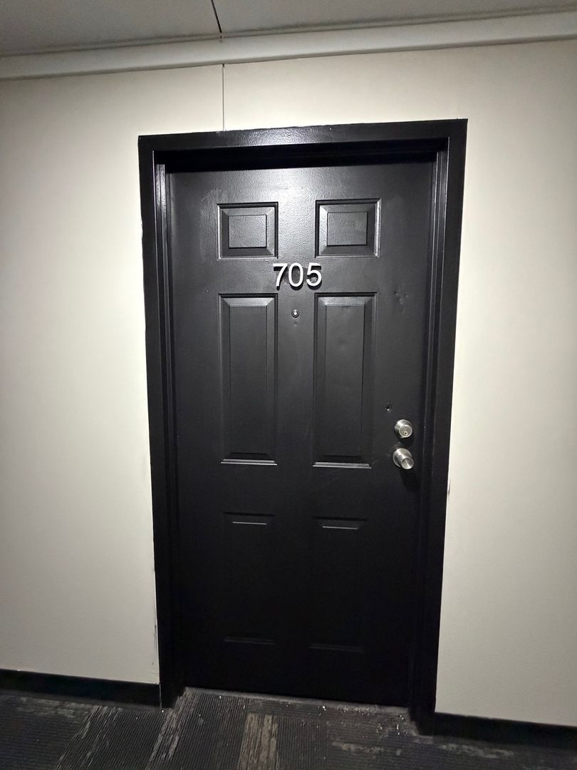 Springfield Apartment: 122 Chestnut St.