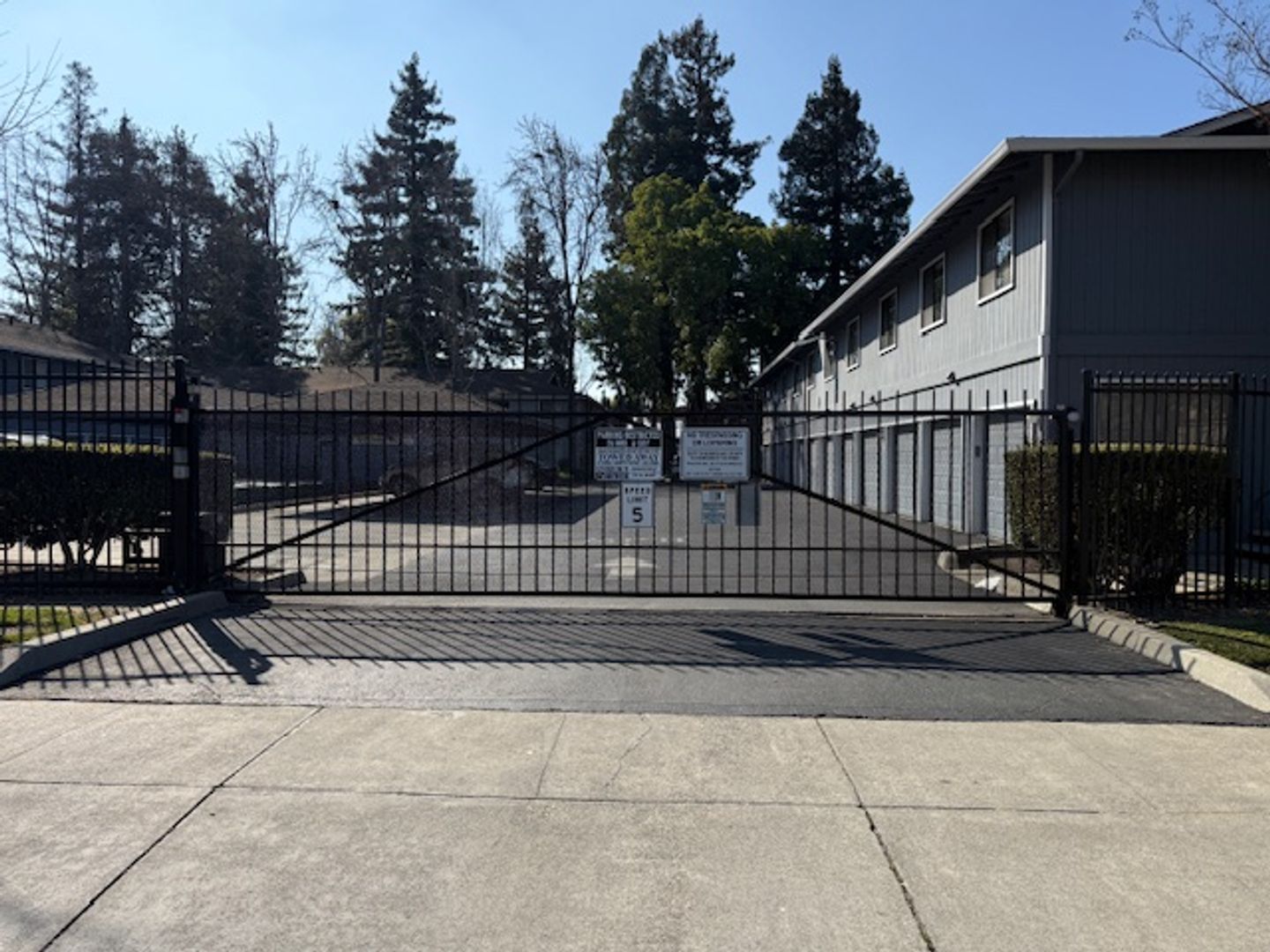 Fremont Condo: 4021 Ralston Cm.