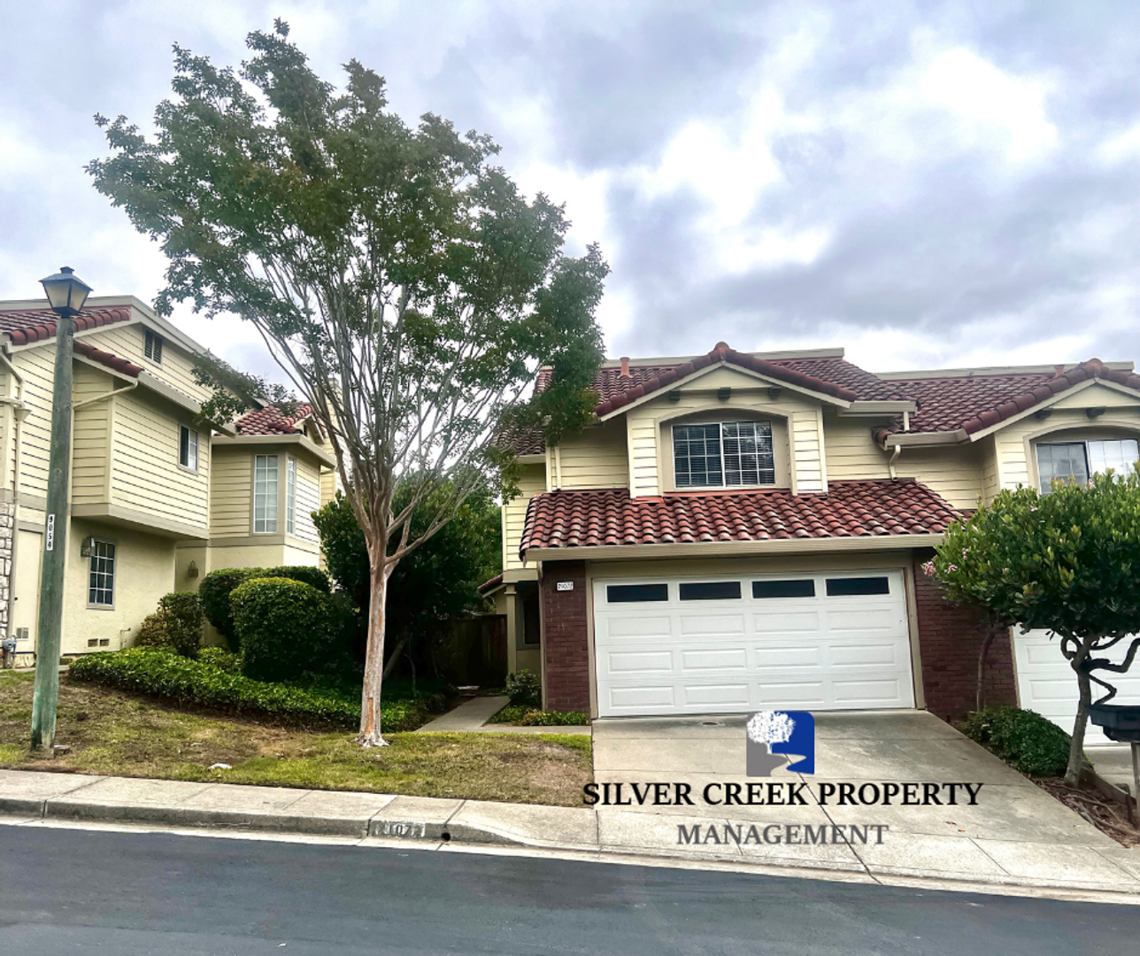 Castro Valley House: 21072 Greenwood Cir