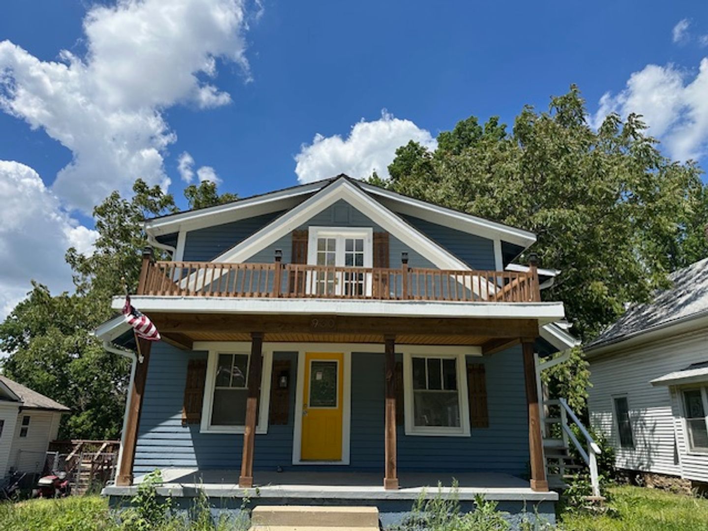 Independence House: 930 S Washington St