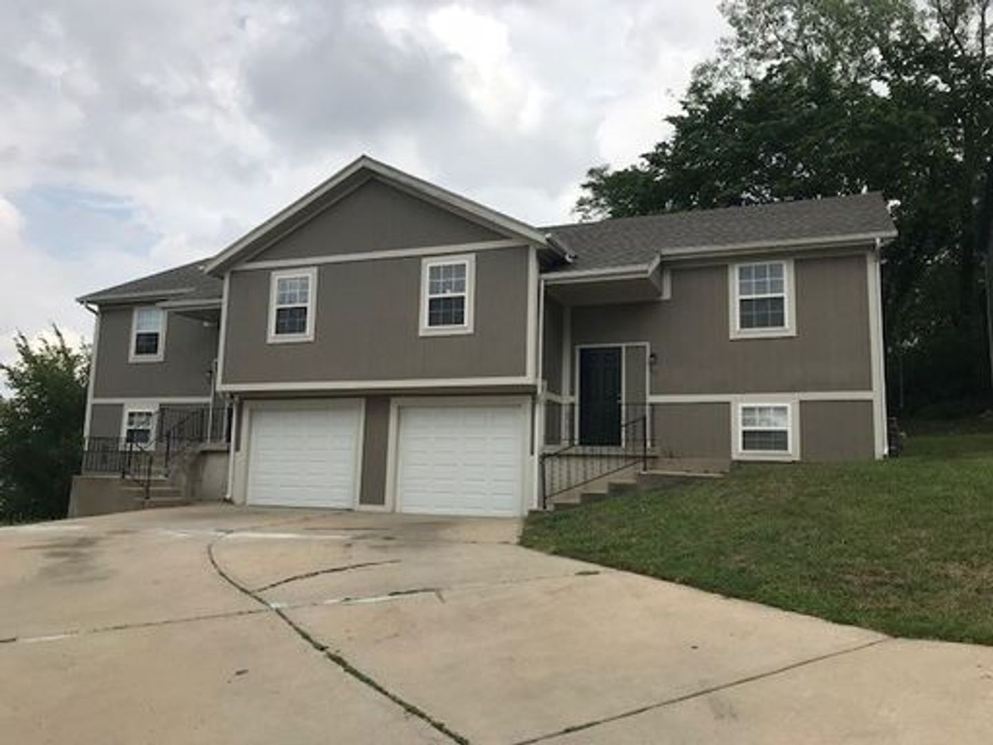 Kansas City House: 109 Cambridge St