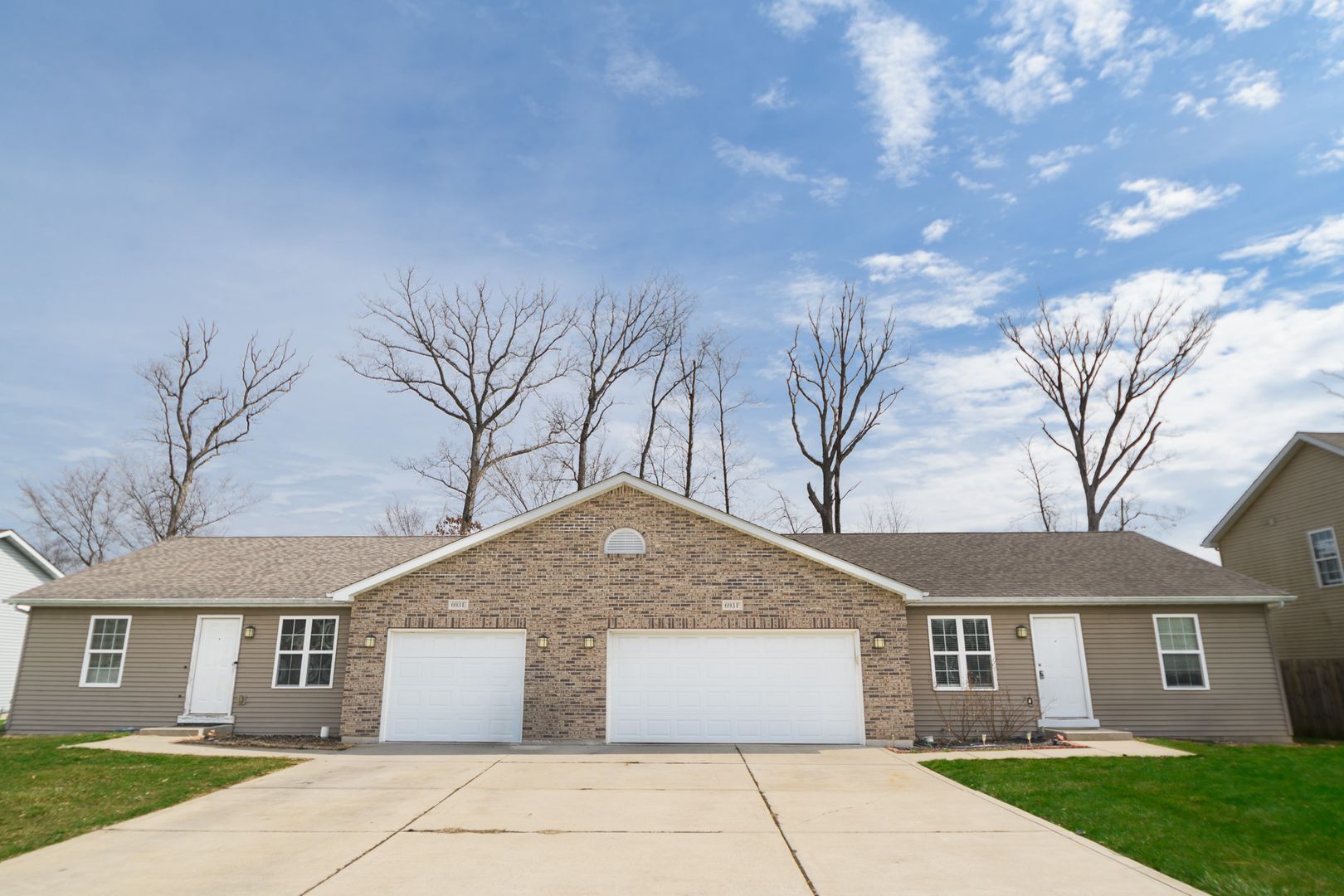 Valparaiso Apartment: 693 Dearborn Road