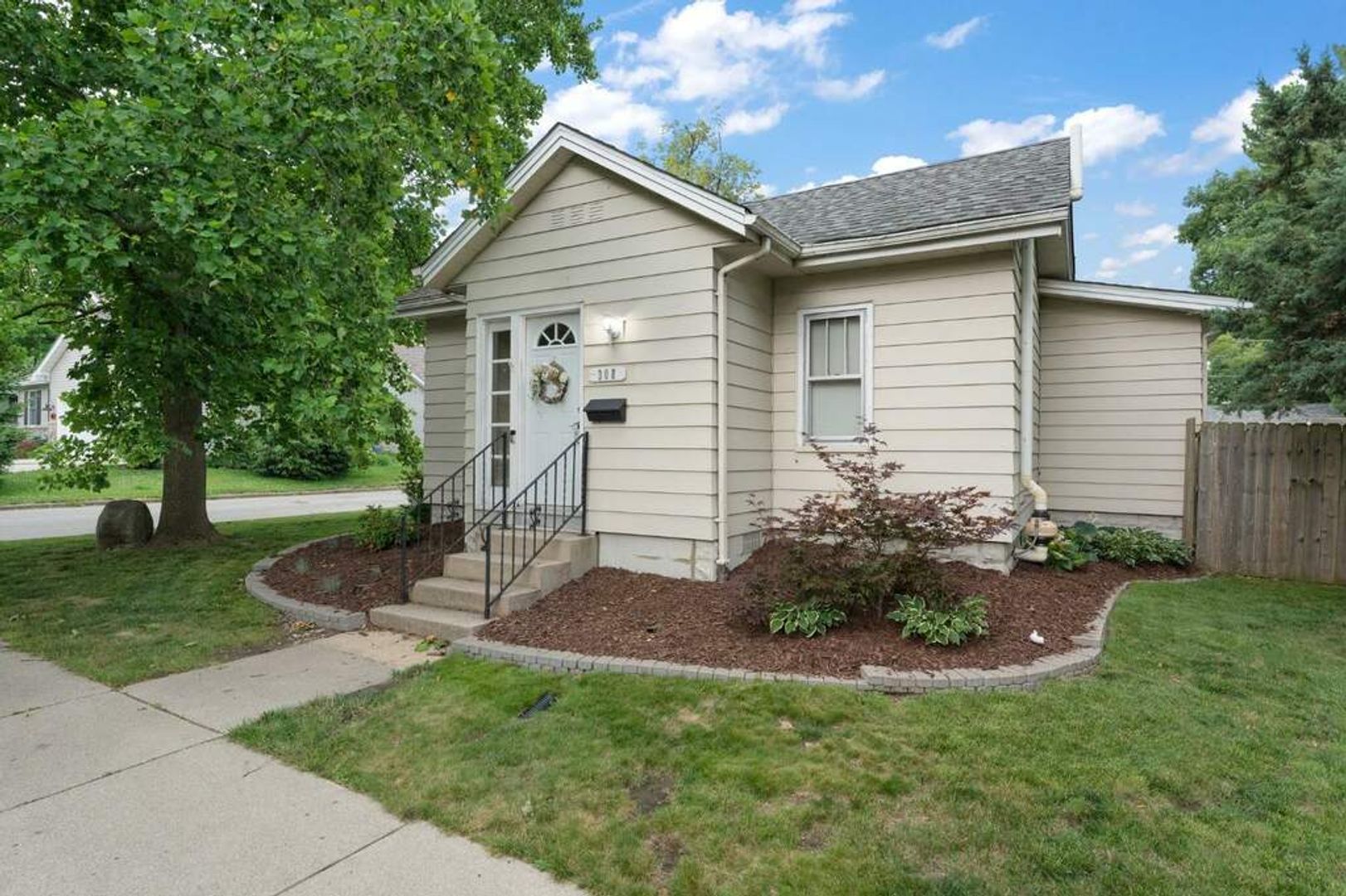 Valparaiso House: 308 Erie St.