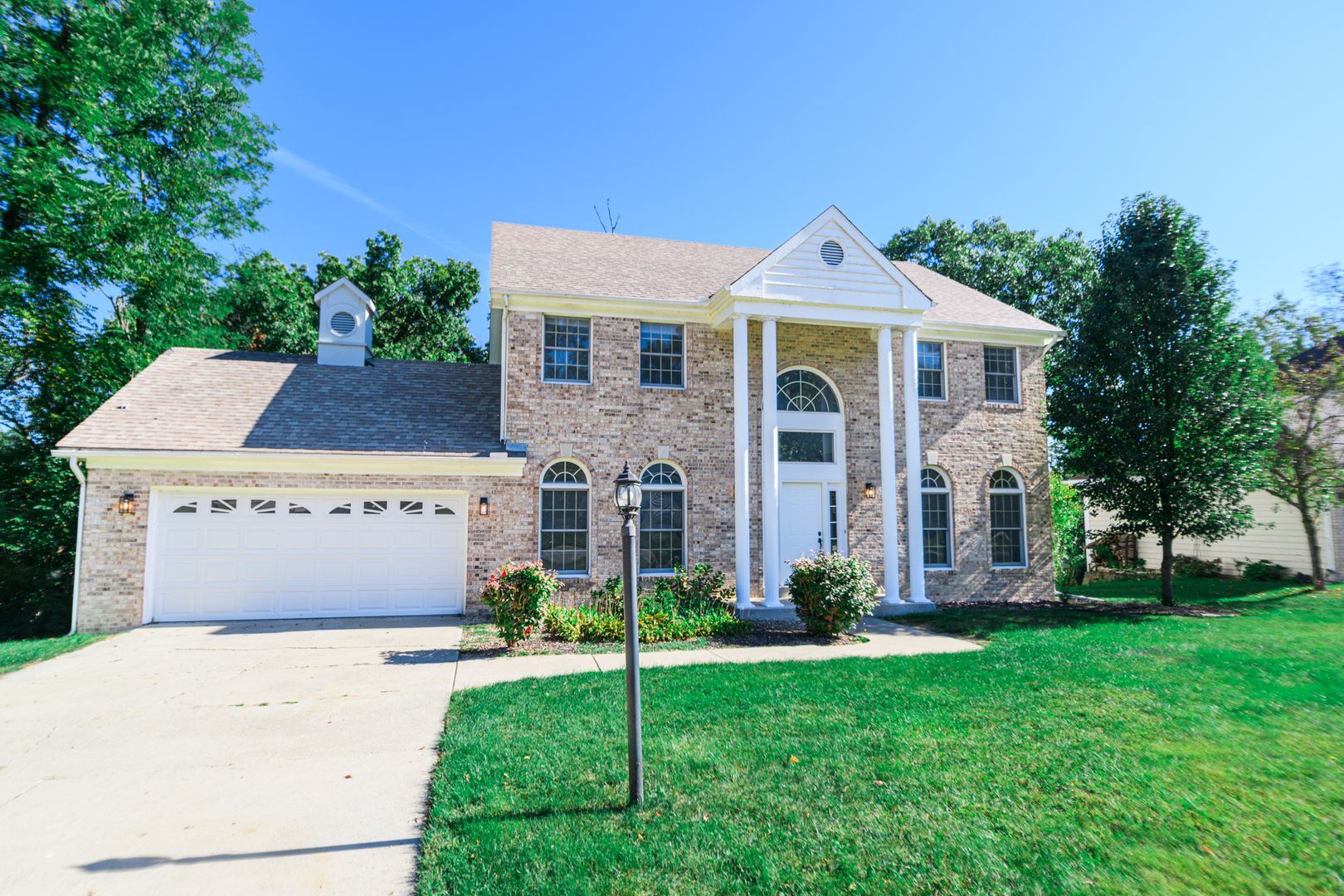 5 bedroom / 2.5 bathroom Home for Rent in Valparaiso