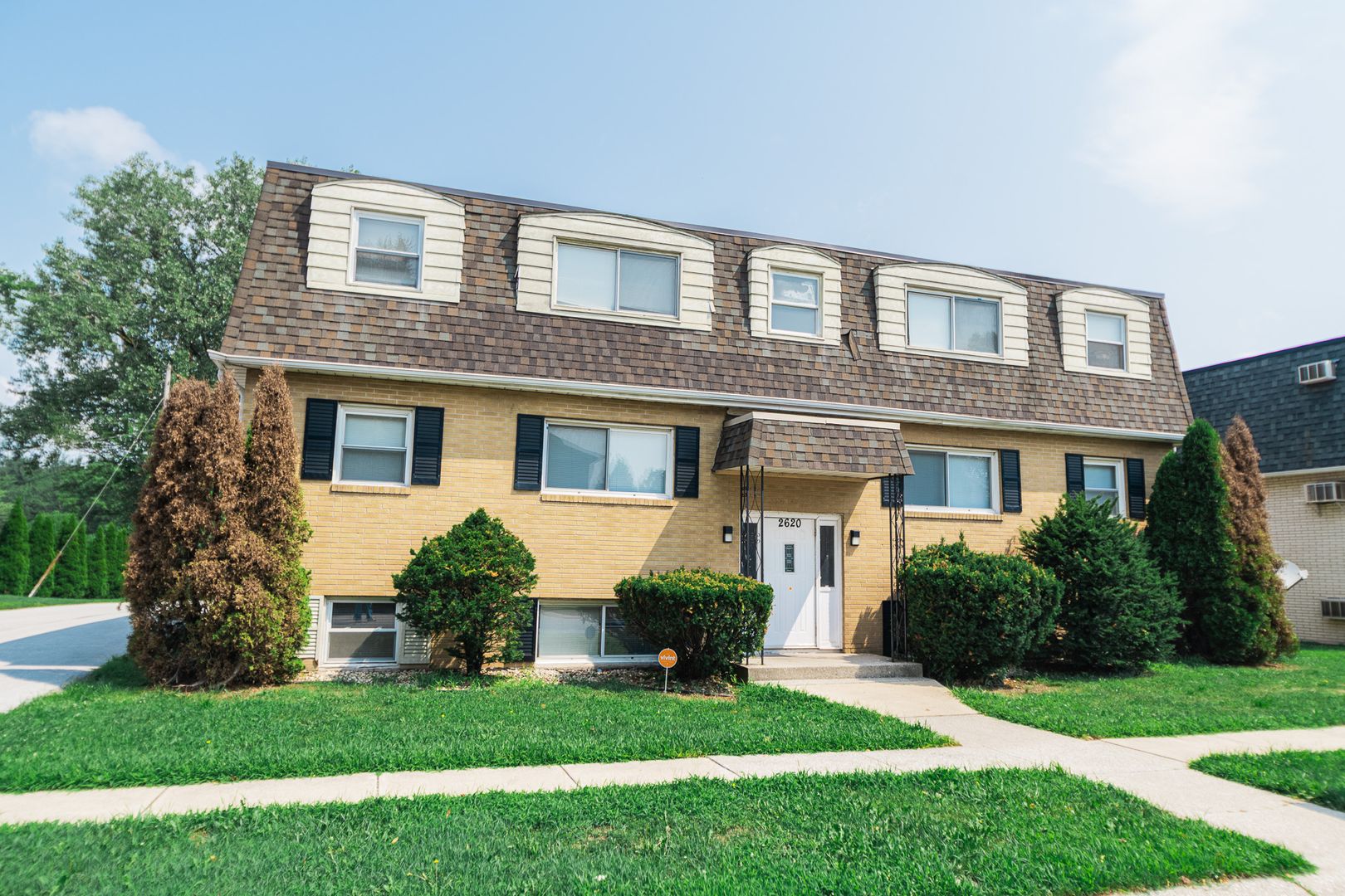 Merrillville Apartment: 2620 W 63rd