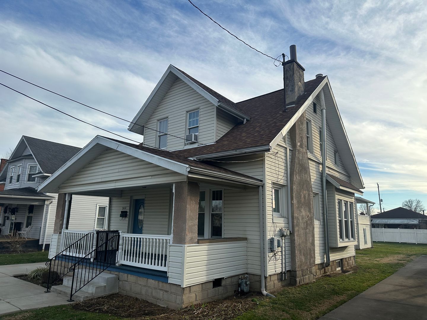 Vienna House: 702 28th Street