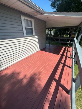 All Utilities Paid 2 Bed/1 Bath Apartment Adjacent to Southwood Park/Pool!